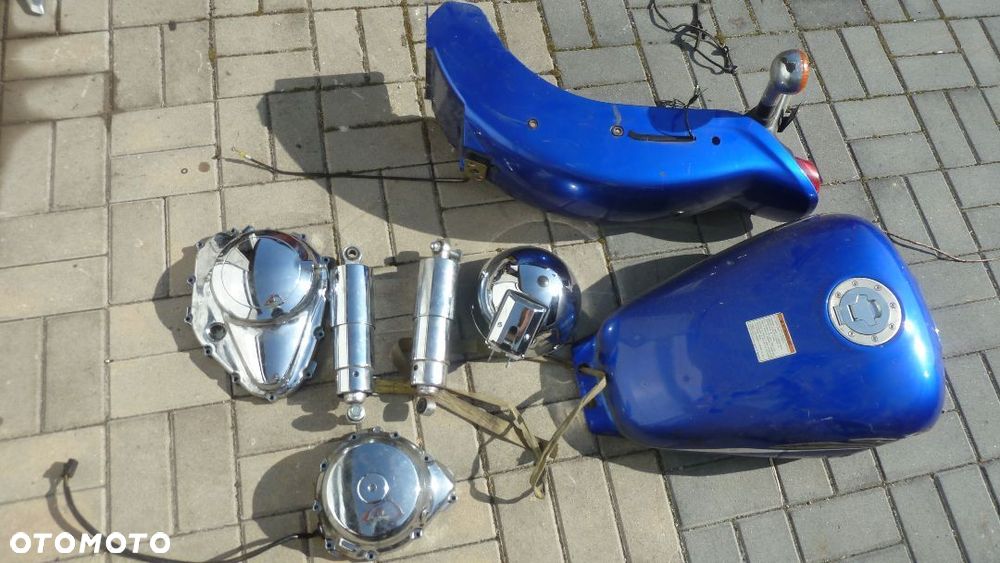 Suzuki VZ 800 Marauder amortyzator tył wahacz rama błotnik - 2