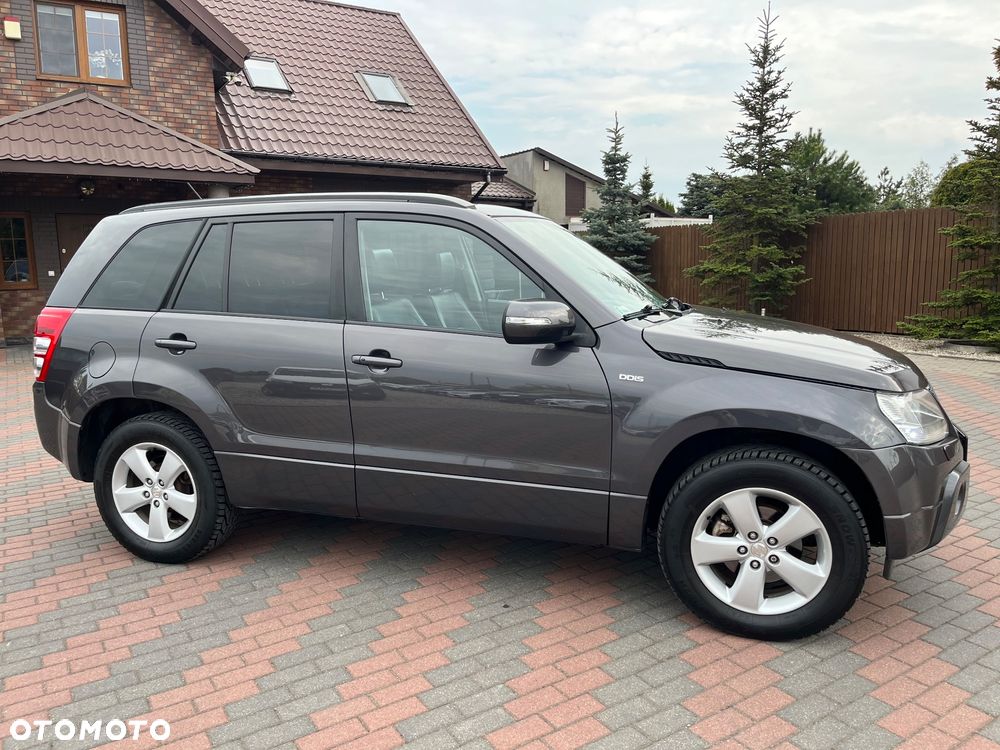 Suzuki Grand Vitara 1.9 DDiS Premium EU5 - 10