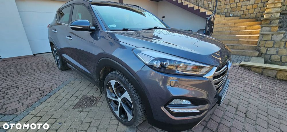 Hyundai Tucson 2.0 CRDI Style 4WD - 2