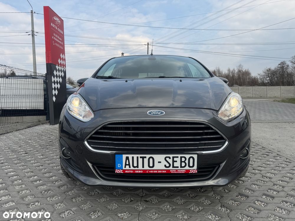 Ford Fiesta 1.0 EcoBoost S&S TITANIUM - 4