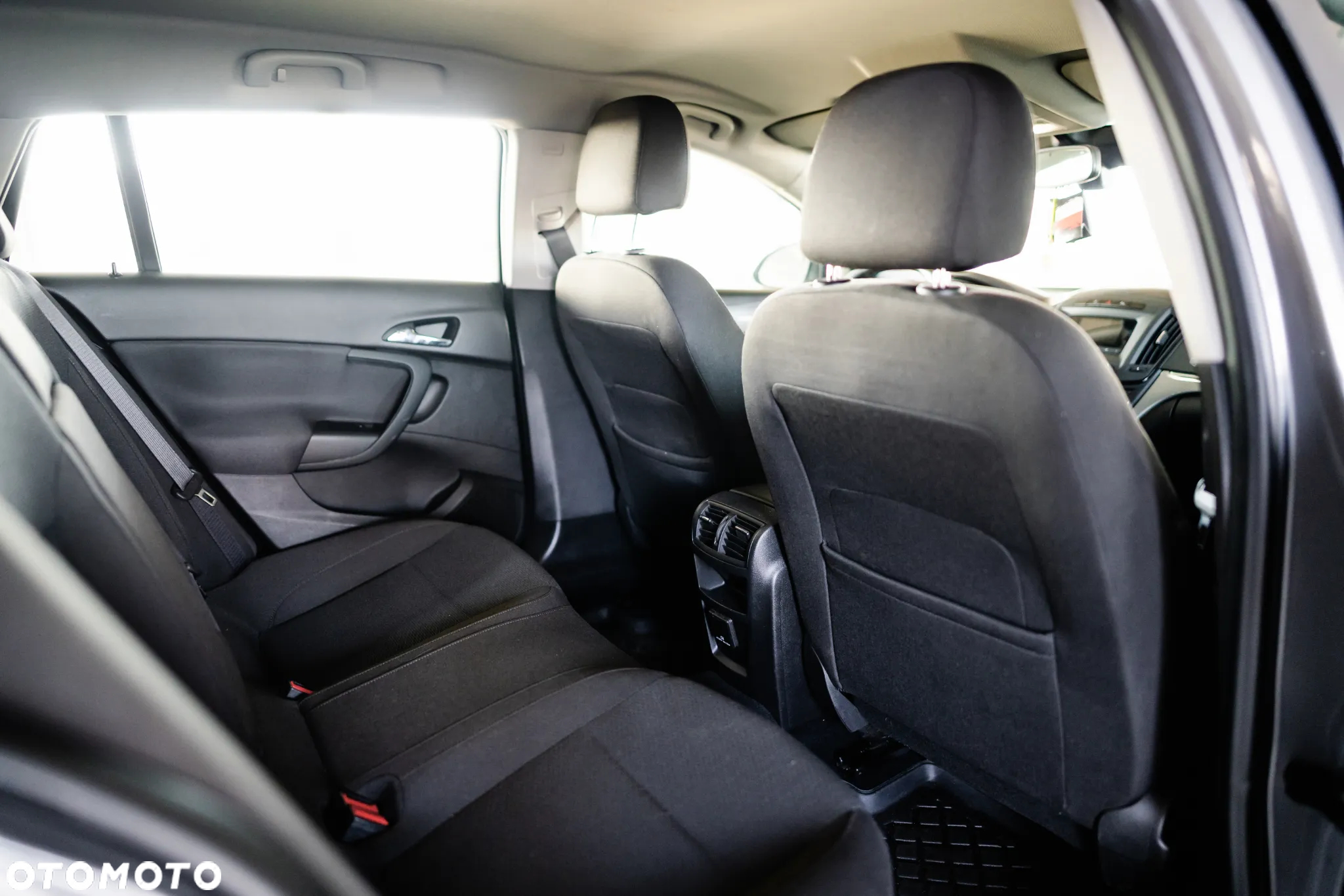 Opel Insignia 2.0 CDTI Cosmo S&S - 16