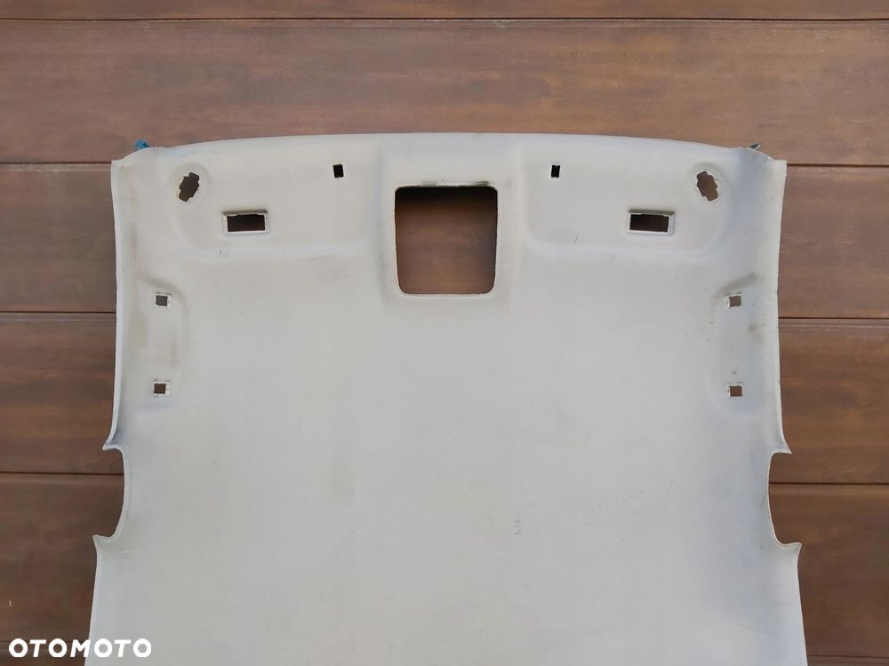 Toyota AVENSIS T27 podsufitka Kombi sufitówka - 4