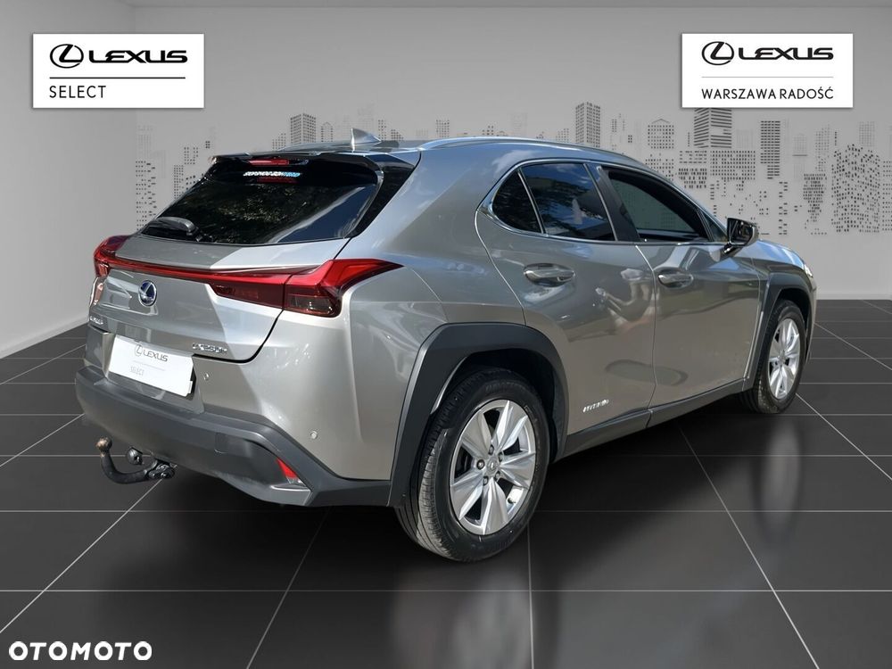 Lexus UX - 2