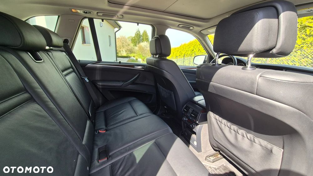 BMW X5 xDrive35i Edition Exclusive - 38