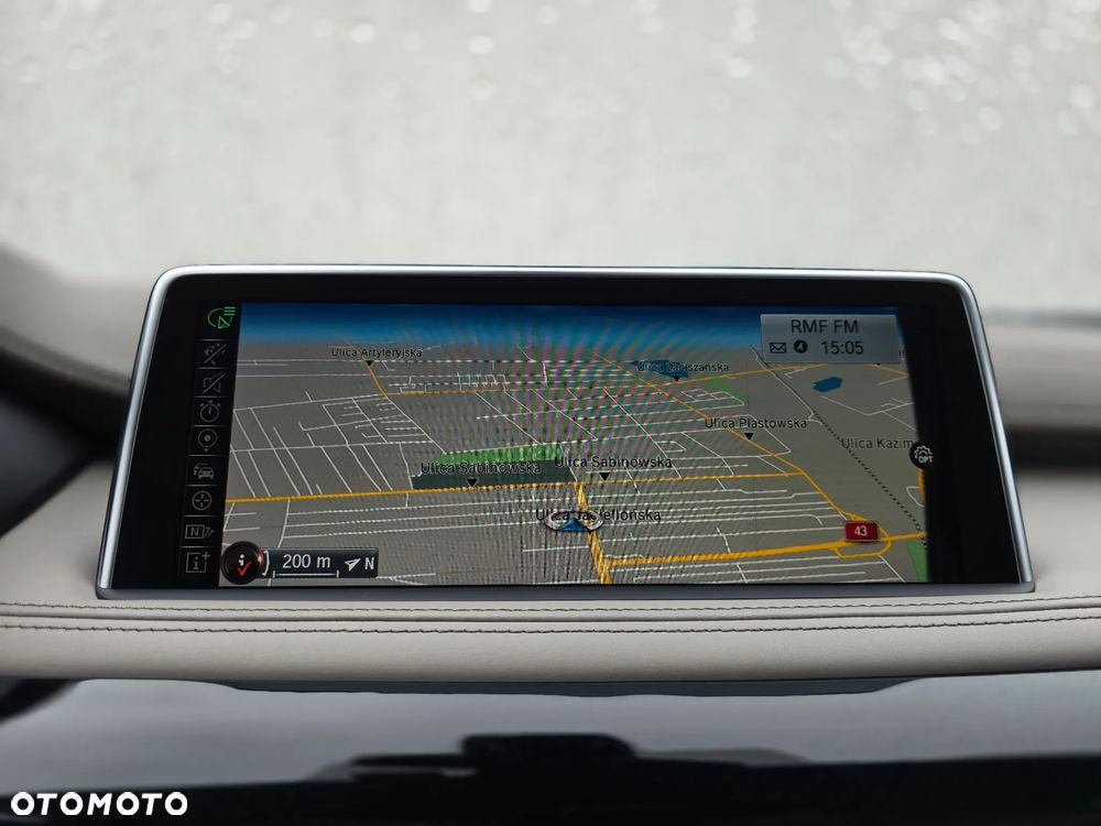 BMW X6 M50d - 17