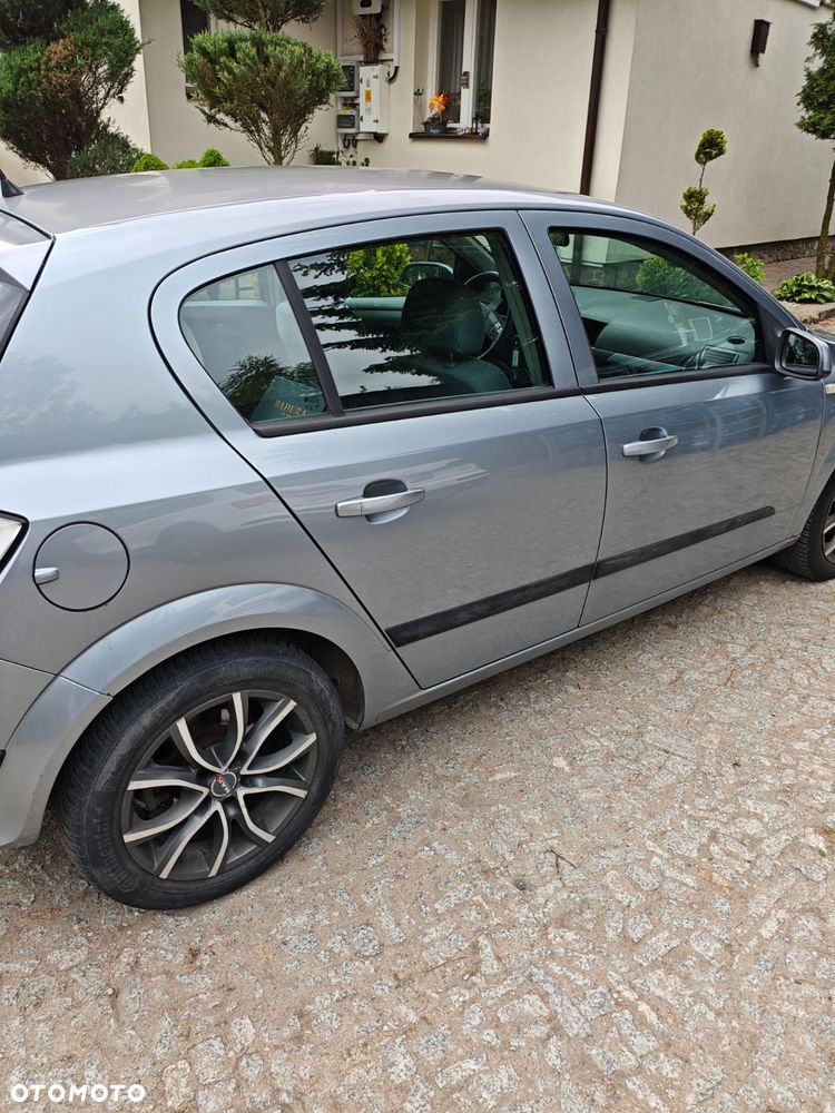 Opel Astra 1.7 CDTI - 5