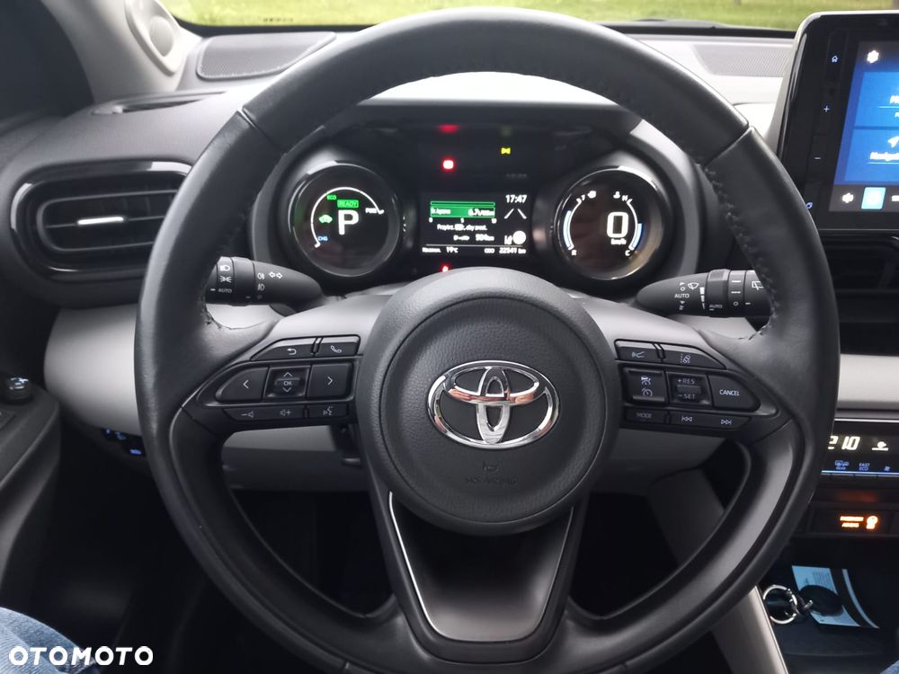 Toyota Yaris Hybrid 1.5 Executive - 17