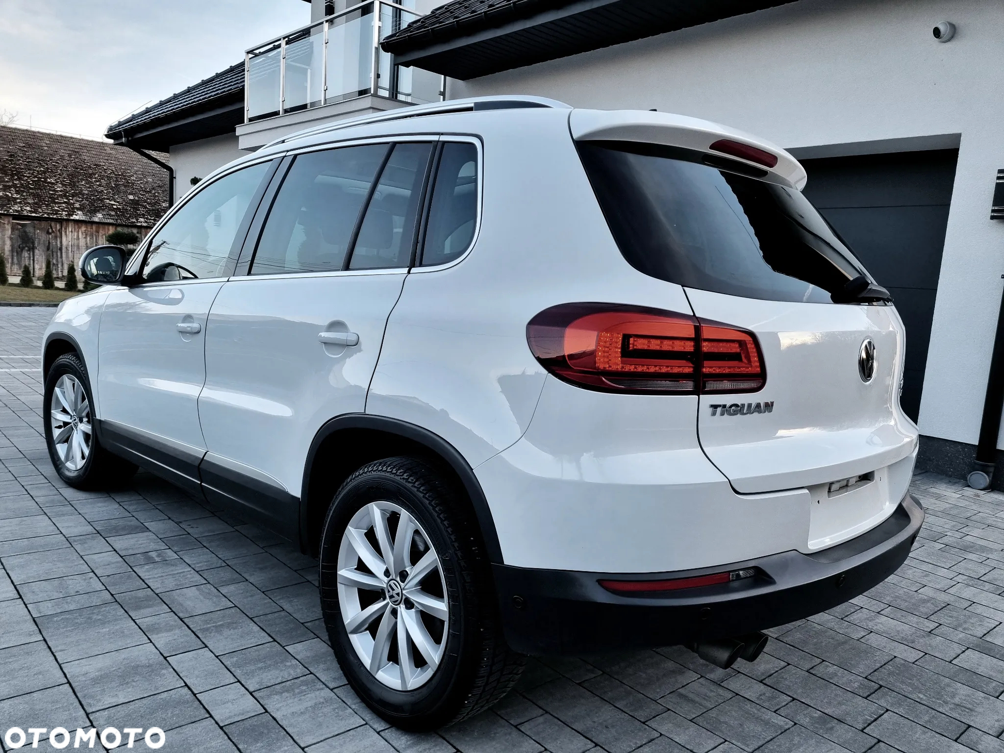 Volkswagen Tiguan 2.0 TDI SCR BlueMotion Technology Lounge Sport & Style - 5
