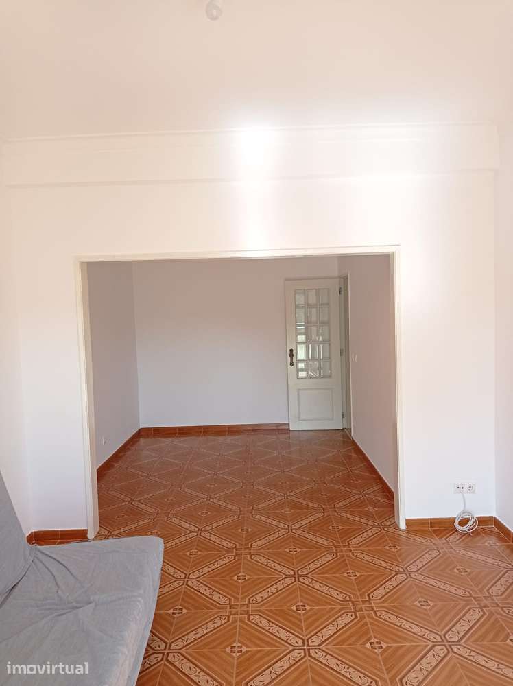 Apartamento T2 Laranjeiro - Grande imagem: 2/14