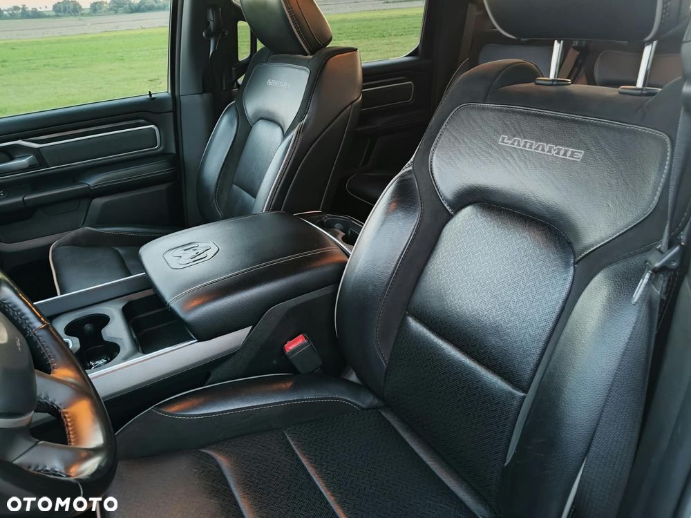 RAM 1500 - 16
