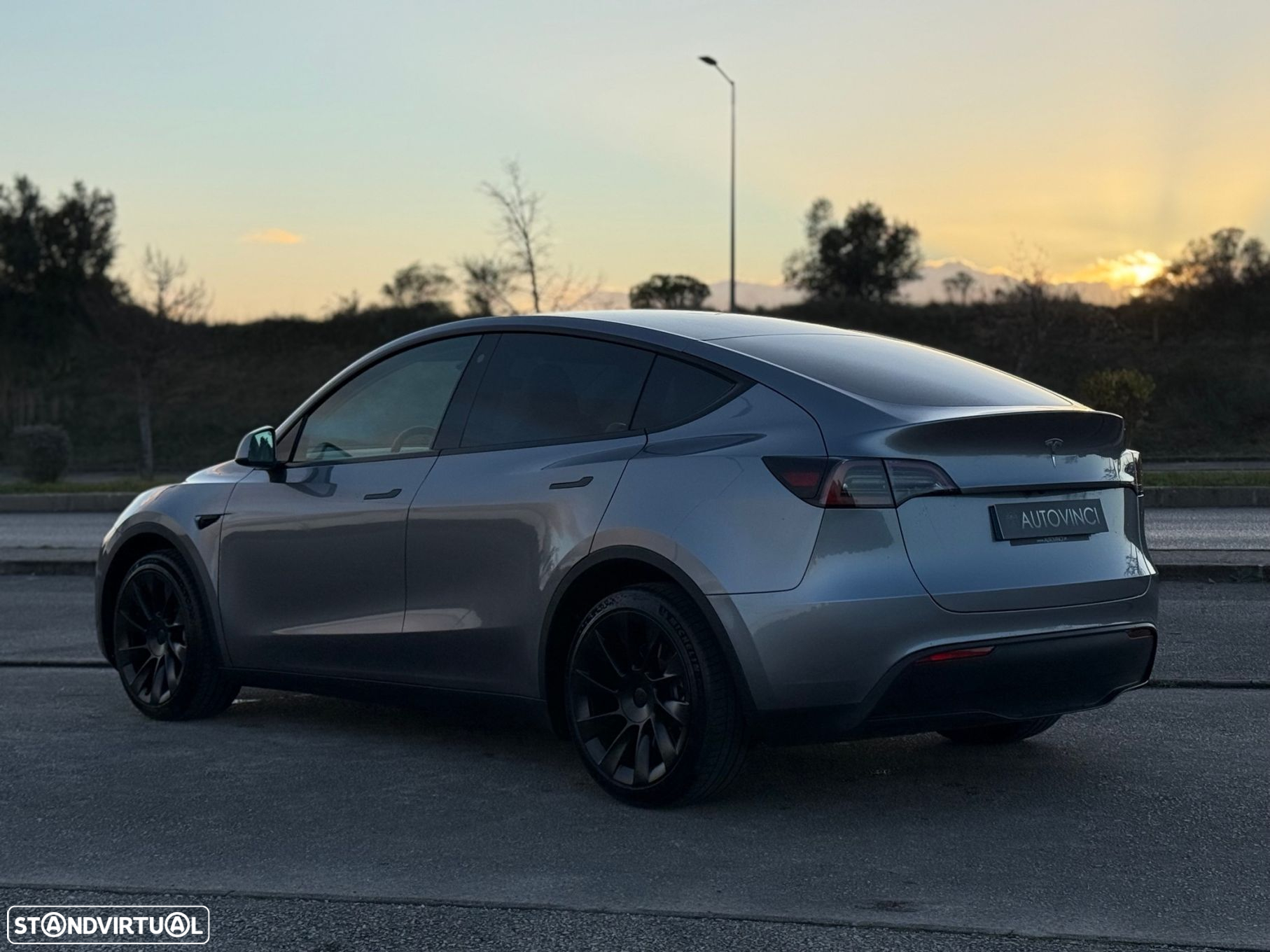 Tesla Model Y Tração Traseira - 14
