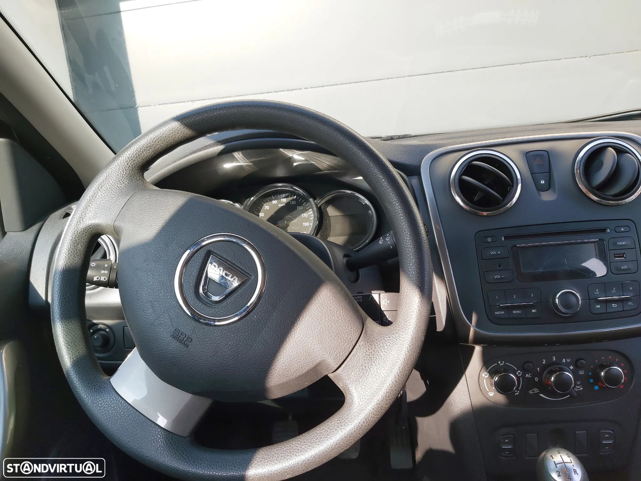 Dacia Sandero - 2