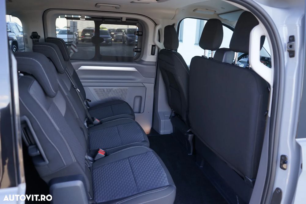 Volkswagen Caravelle - 29