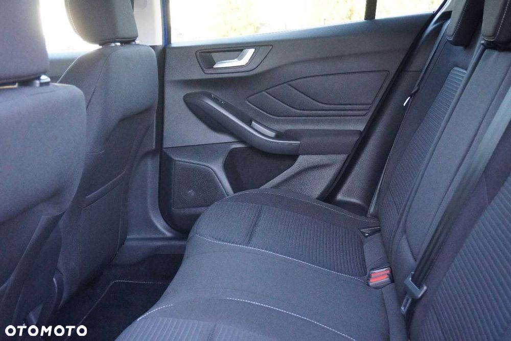 Ford Focus - 17