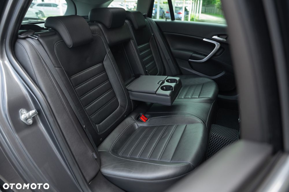 Opel Insignia 2.0 CDTI Automatik 4x4 - 36