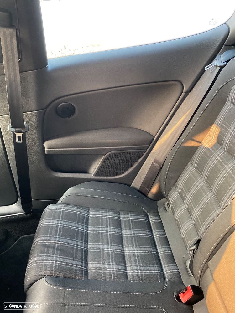 VW Golf 2.0 TDi GTD - 24