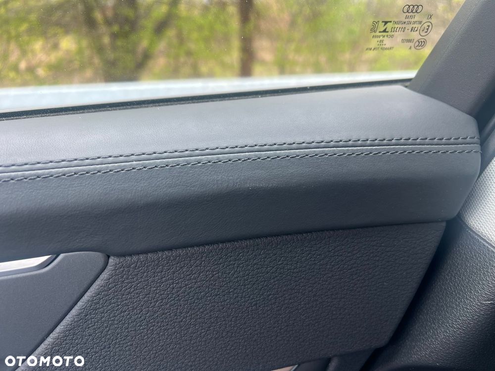 Audi A6 Avant 40 TDI quattro S tronic S line - 23