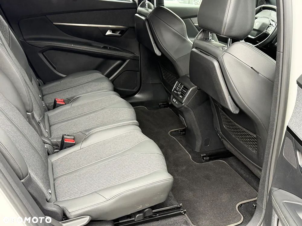 Peugeot 5008 BlueHDi 180 EAT8 GT - 40