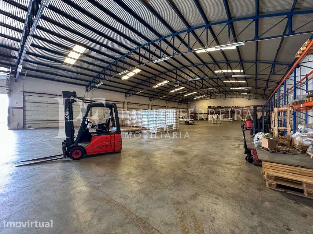 Arrendamento de espaço em armazém - Grande imagem: 2/4