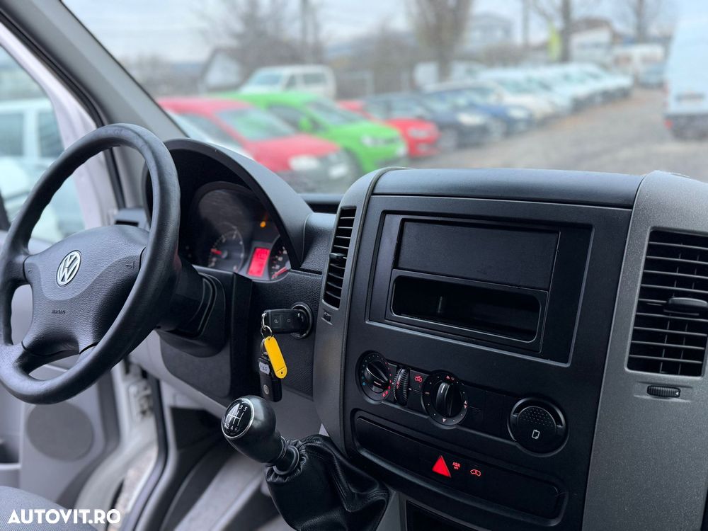 Volkswagen CRAFTER CUB cu USA LATERALA - 7