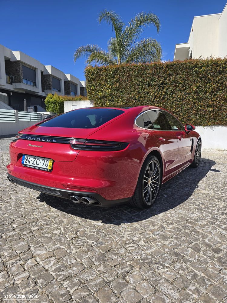 Porsche Panamera 4 E-Hybrid - 9
