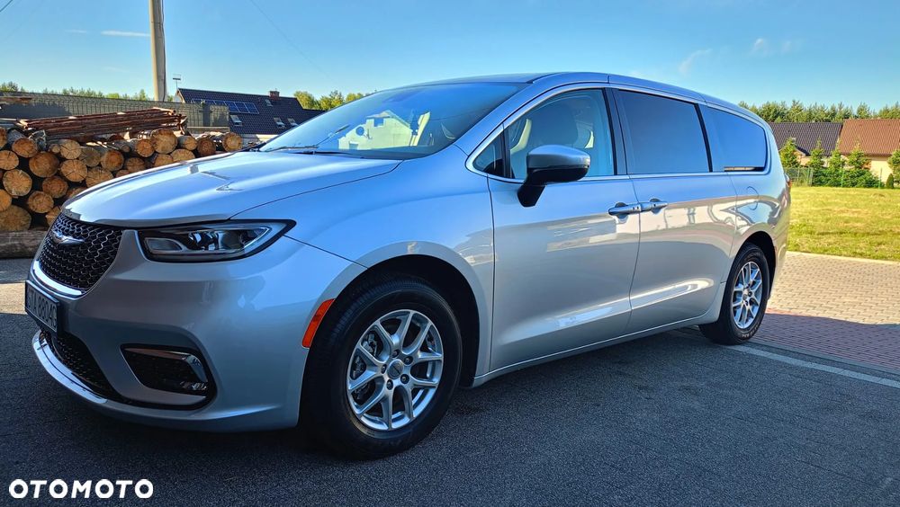 Chrysler Pacifica - 19