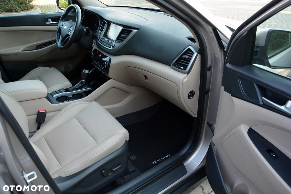 Hyundai Tucson 1.7 CRDI BlueDrive Premium 2WD DCT - 28