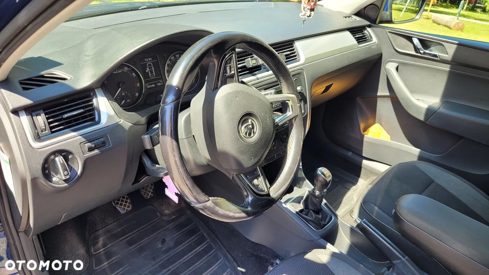 Skoda RAPID 1.2 TSI Ambition - 7