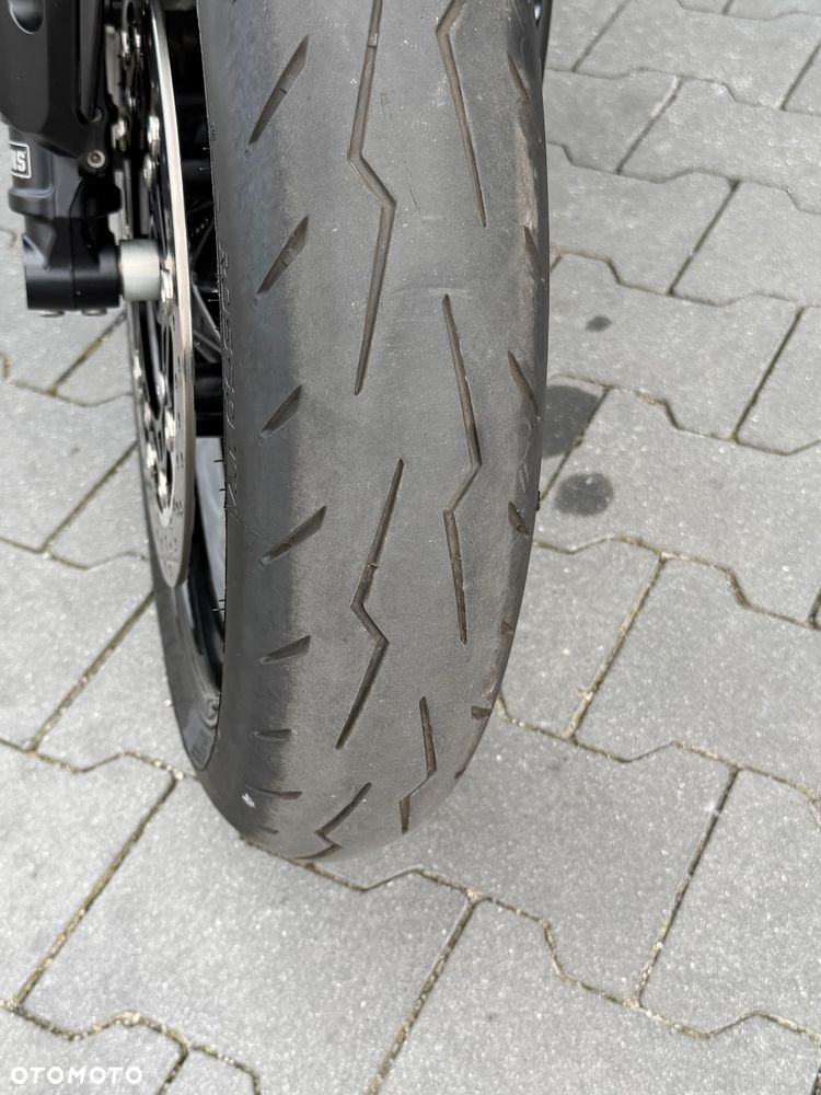 Triumph Speed Triple - 19