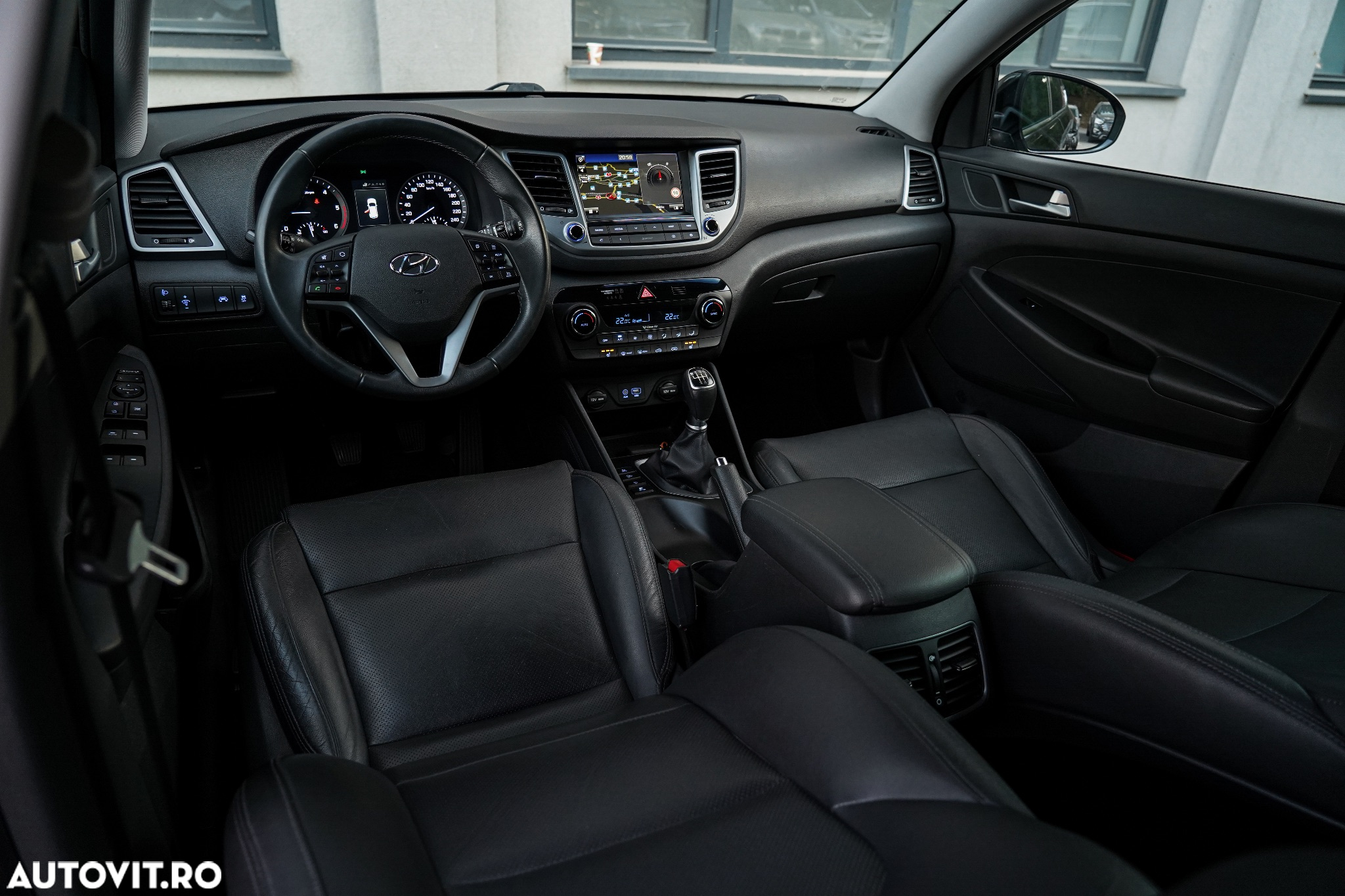 Hyundai Tucson blue 1.7 CRDi 2WD DCT Premium - 4