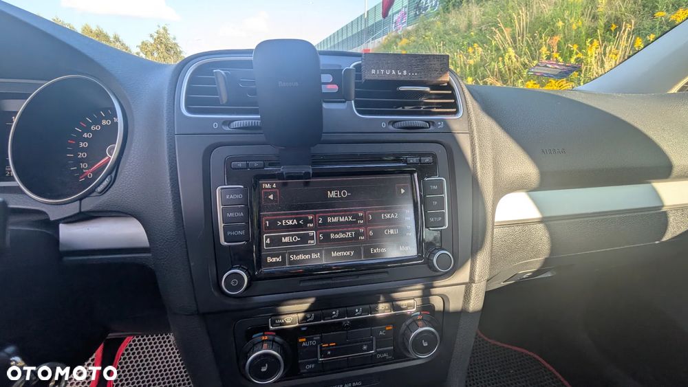 Volkswagen Golf 1.4 TSI Highline DSG - 17