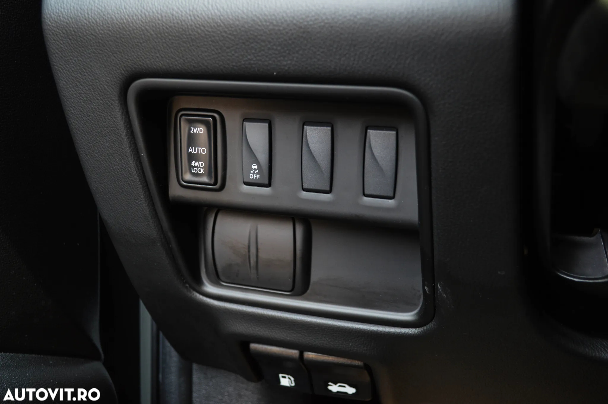 Renault Koleos ENERGY dCi 175 X-tronic 4WD INTENS - 26