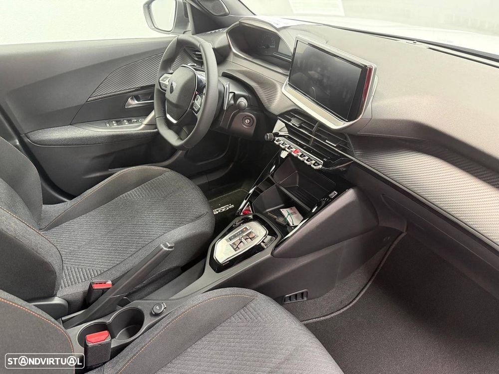 Peugeot 2008 - 14