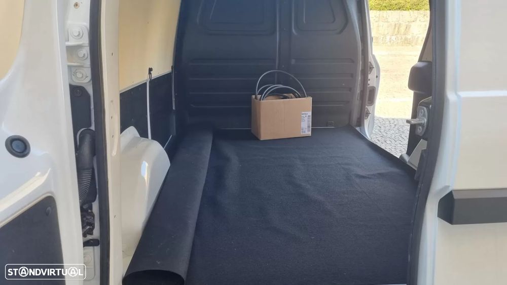 Renault Kangoo E-Tech - 11