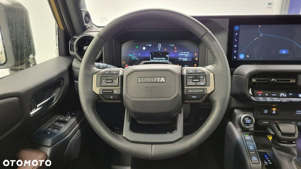 Toyota Land Cruiser - 15