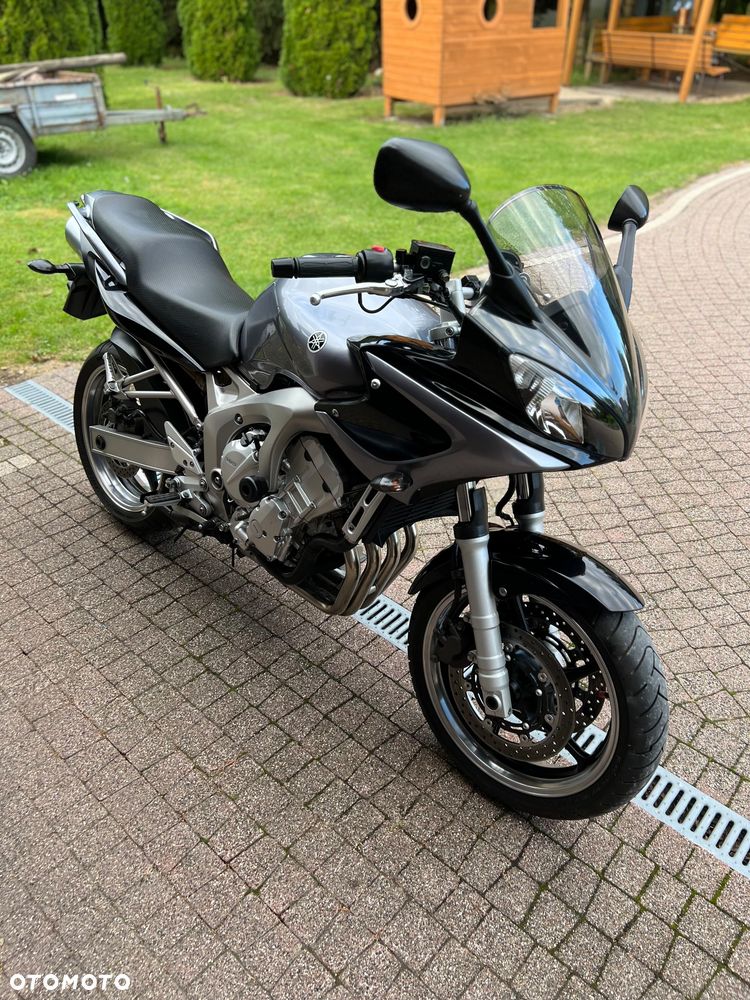 Yamaha FZ6 - 6