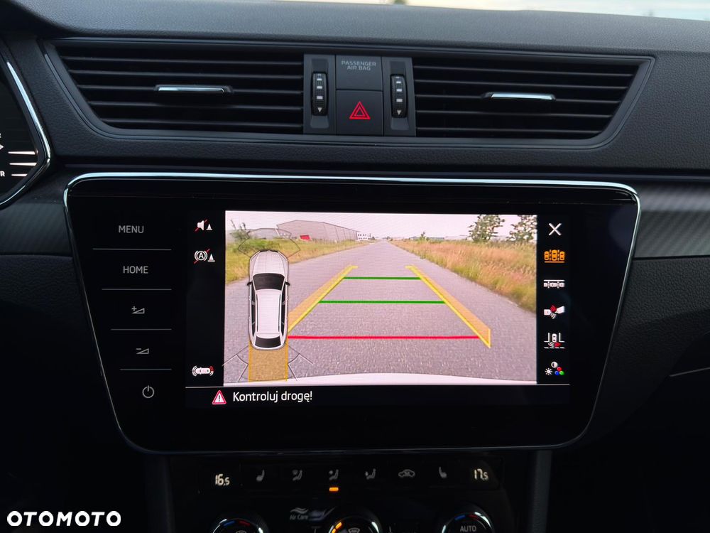 Skoda Superb 2.0 TDI DSG Sportline - 39