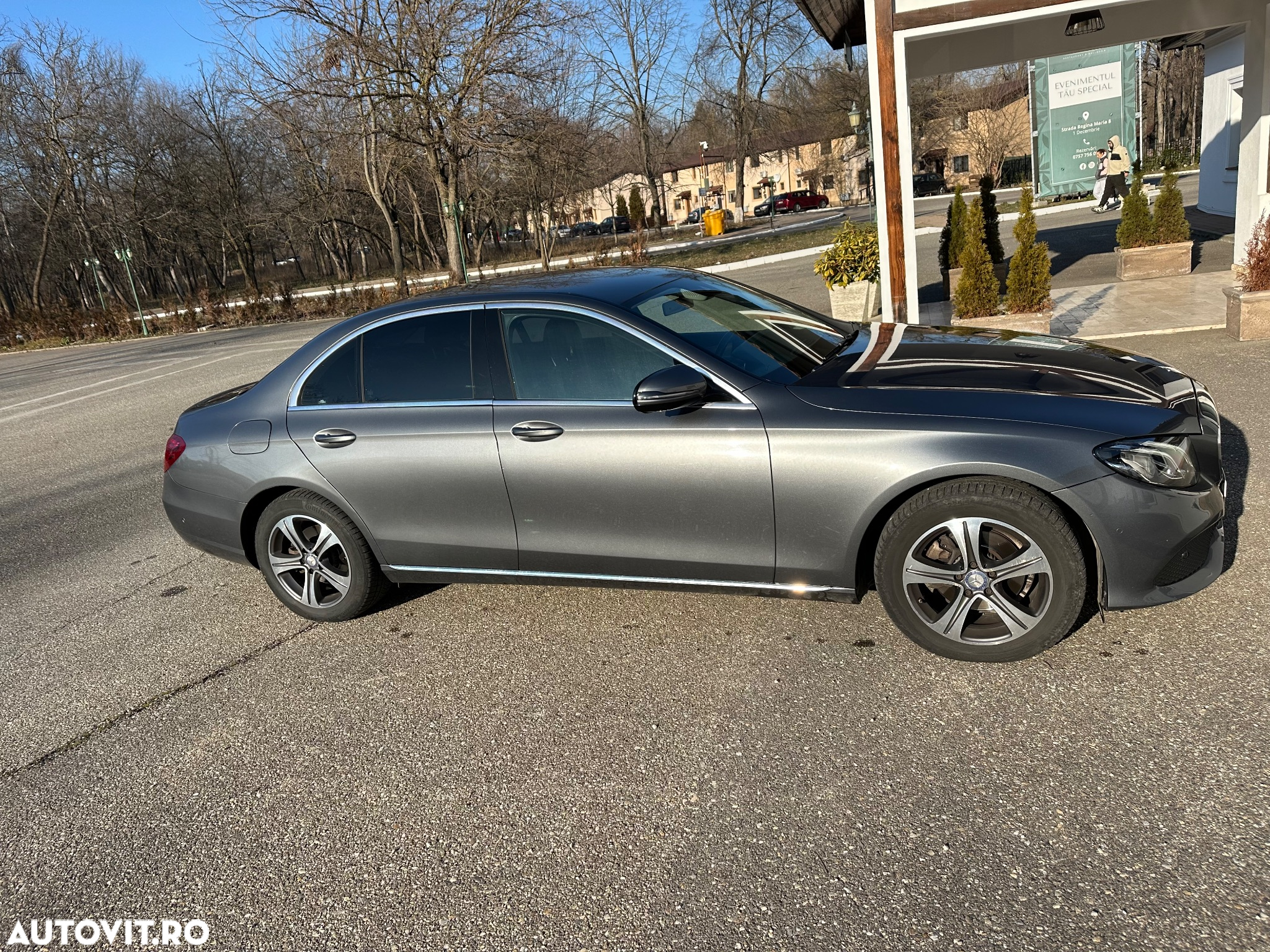 Mercedes-Benz E 200 d Aut. - 3