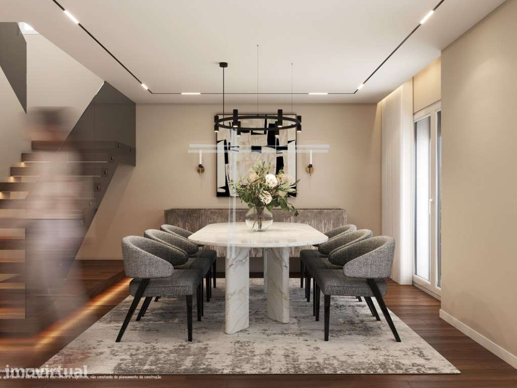 Apartamento T2 Duplex, com varanda e parqueamento - Feijó - Grande imagem: 4/14