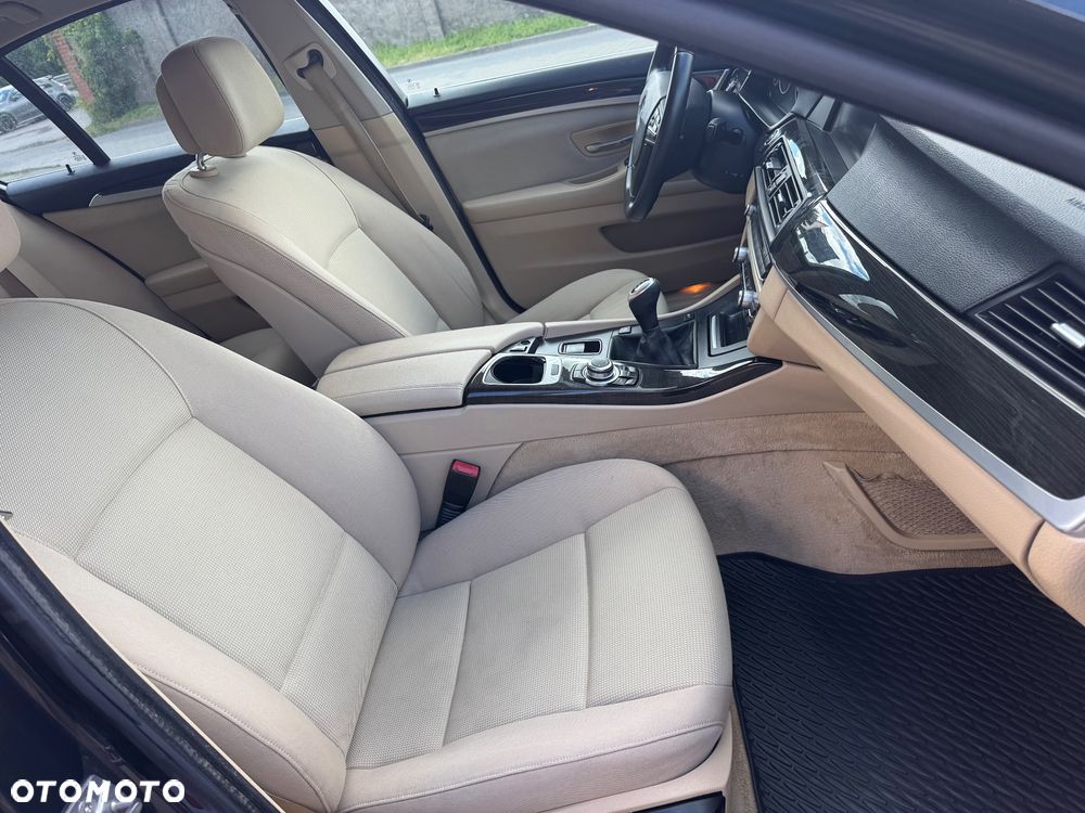 BMW Seria 5 520d - 21
