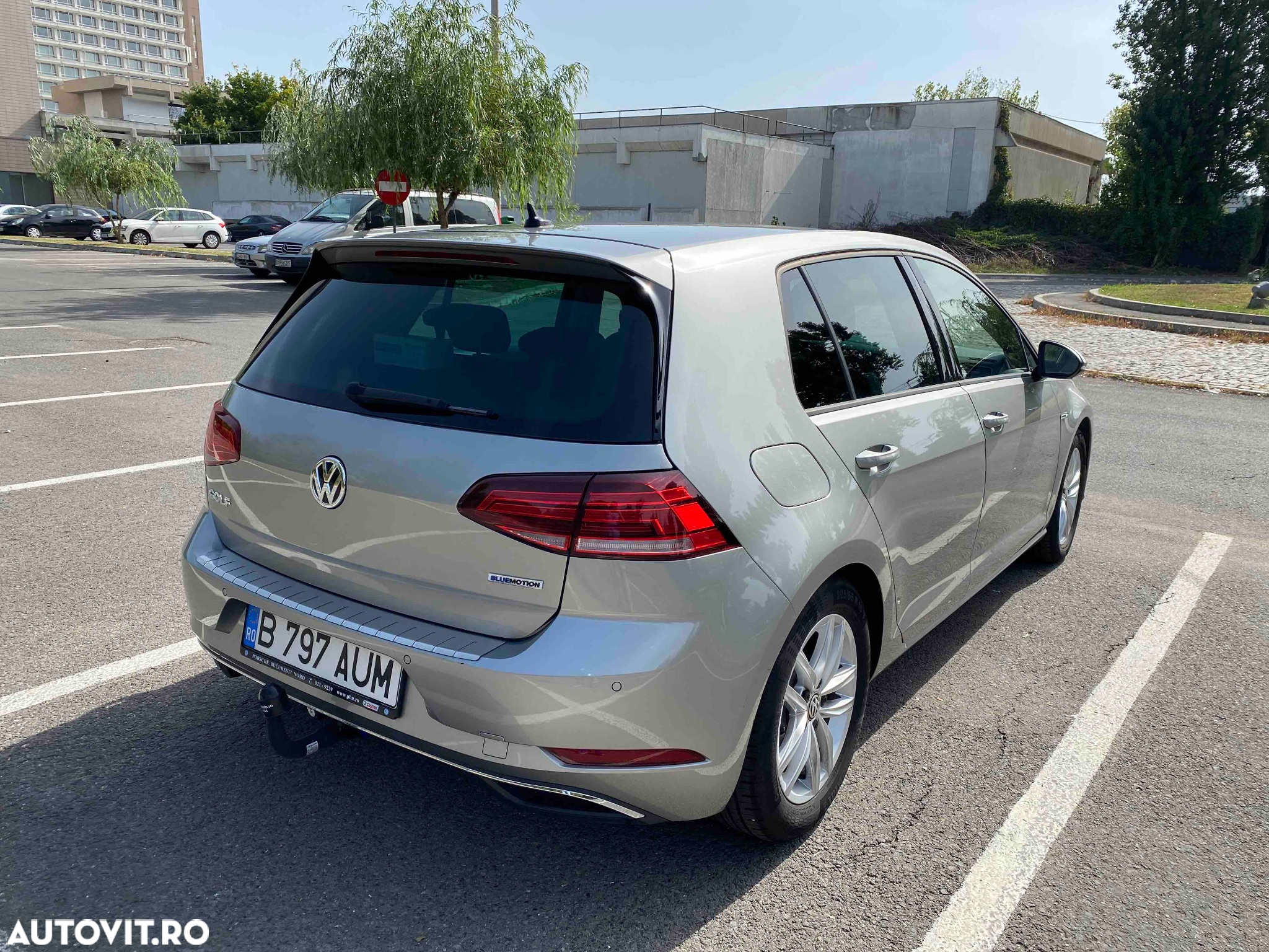 Volkswagen Golf 1.5 TSI DSG Highline - 3