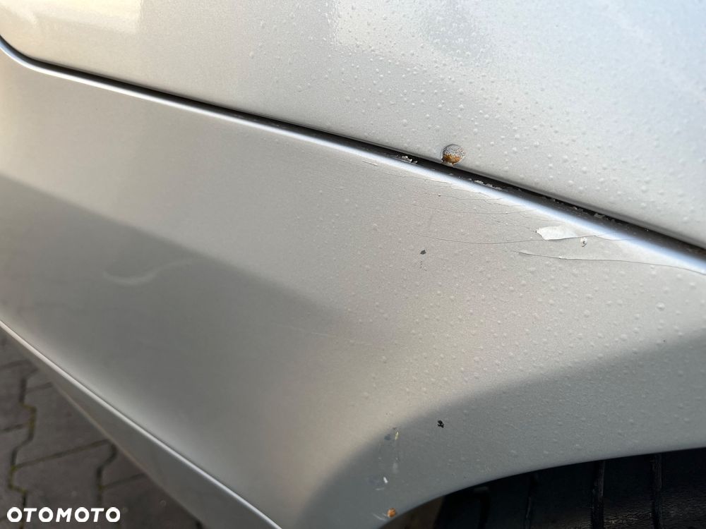 BMW Seria 5 525d Touring - 12