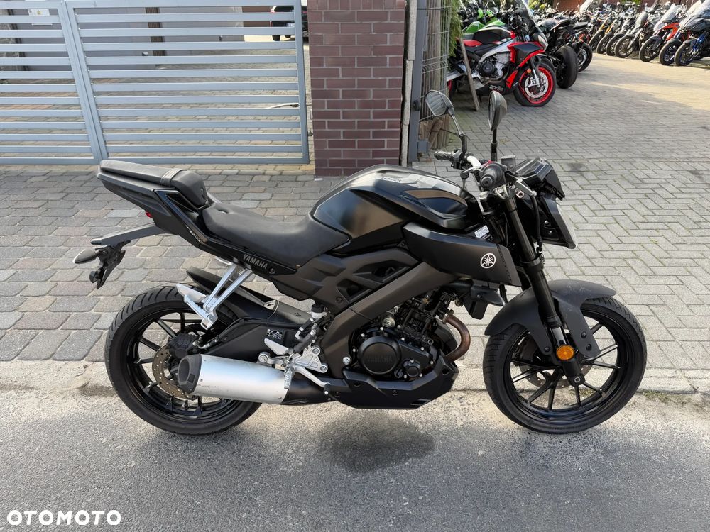Yamaha MT - 4