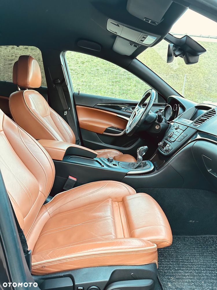 Opel Insignia 2.0 Turbo 4x4 Sport - 14