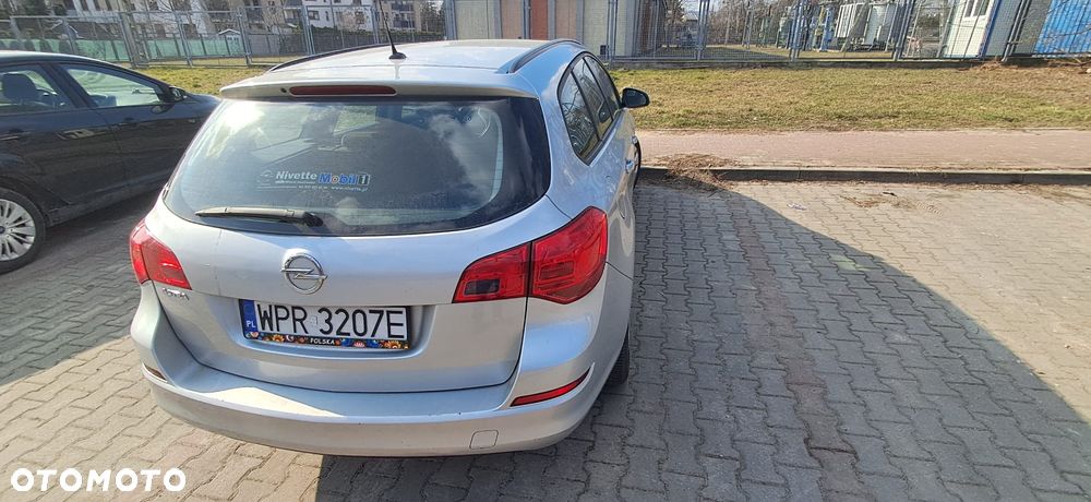 Opel Astra 1.6 Sport - 4