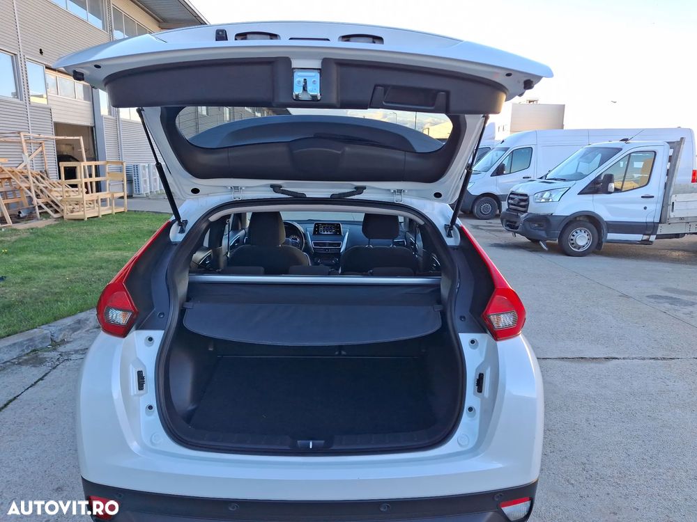 Mitsubishi Eclipse-Cross - 27