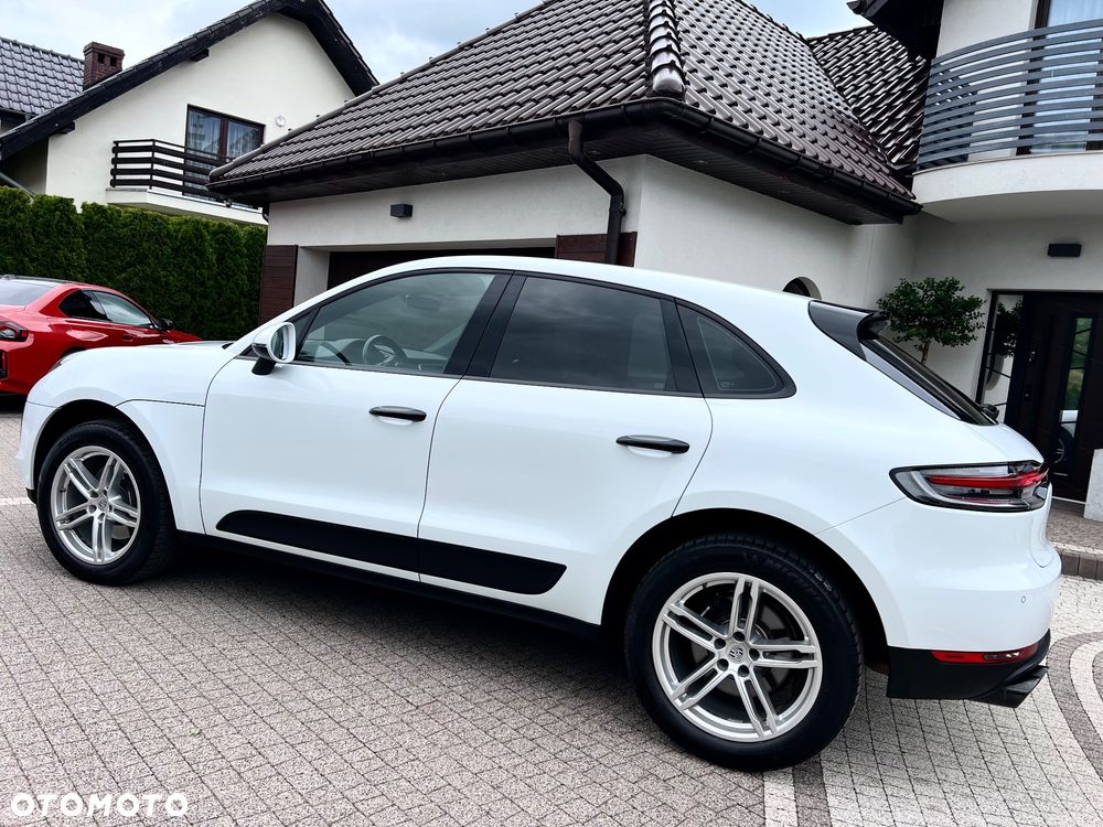 Porsche Macan - 4