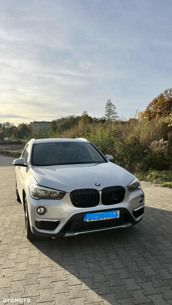 BMW X1 - 1
