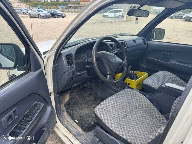 Toyota Hilux 2.5 D4-D CD - 5