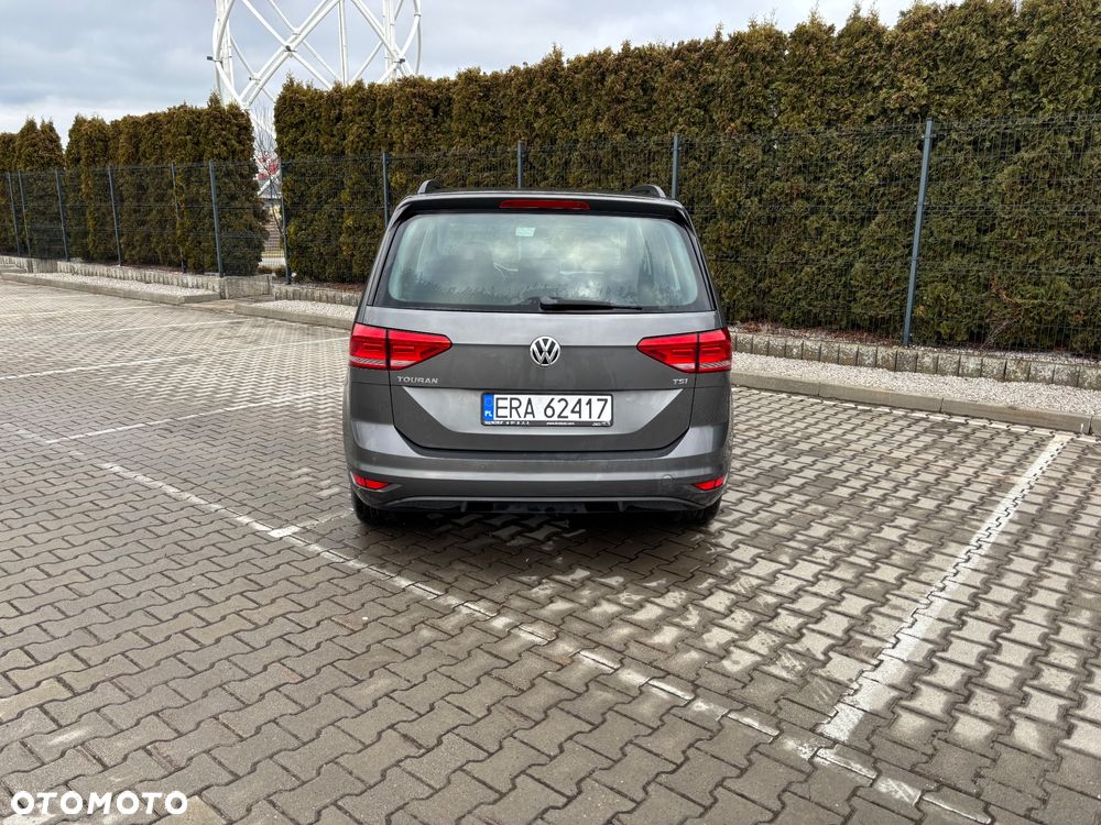 Volkswagen Touran - 6